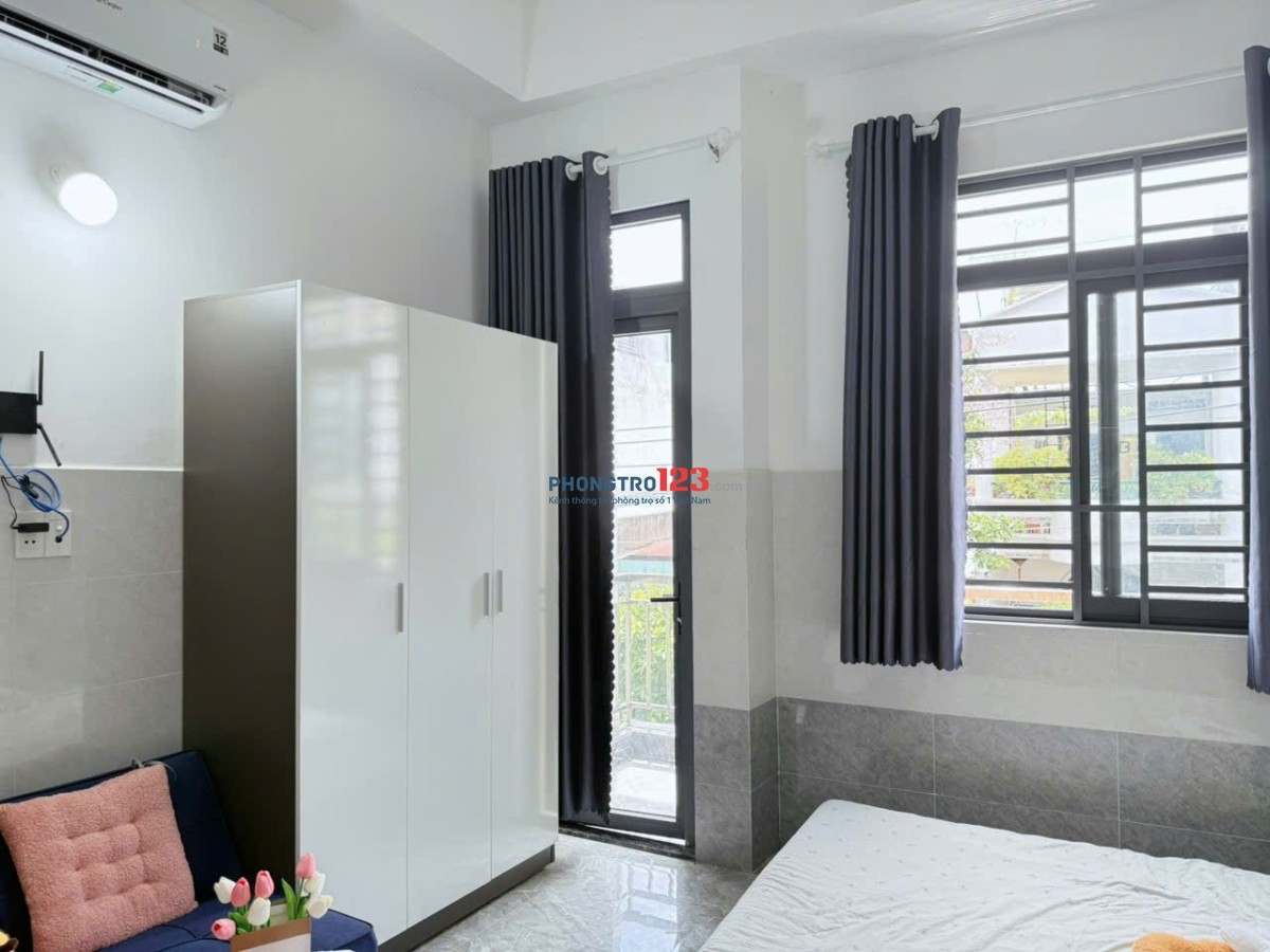 Studio có ban công thoáng mát – Nhất Chi Mai, P13, Tân Bình gần sân bay Tân Sơn Nhất, Etown Cộng Hòa