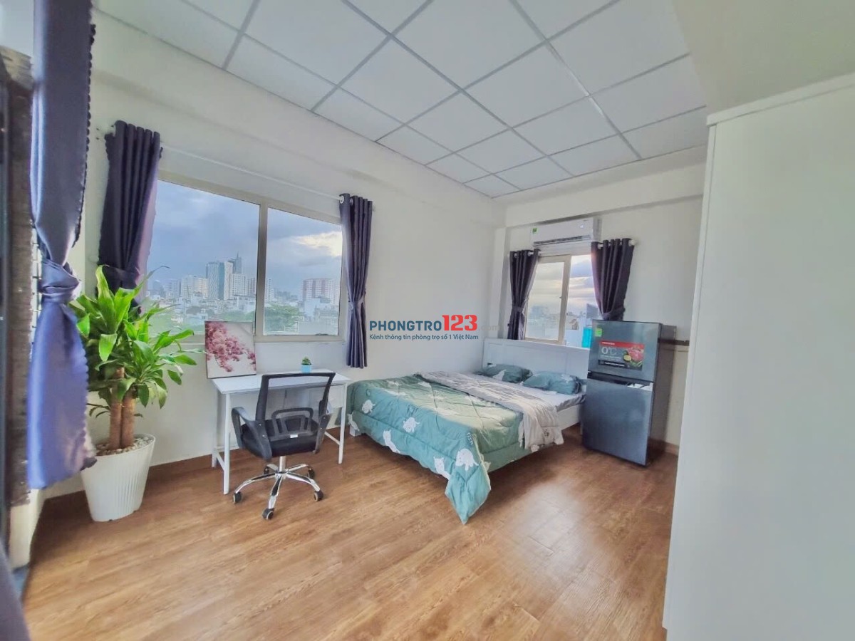 PHÒNG CHO THUÊ BAN CÔNG SIÊU RỘNG, FULL NỘI THẤT_TRUNG TÂM BÌNH THẠNH GẦN NGÃ TƯ HÀNG XANH