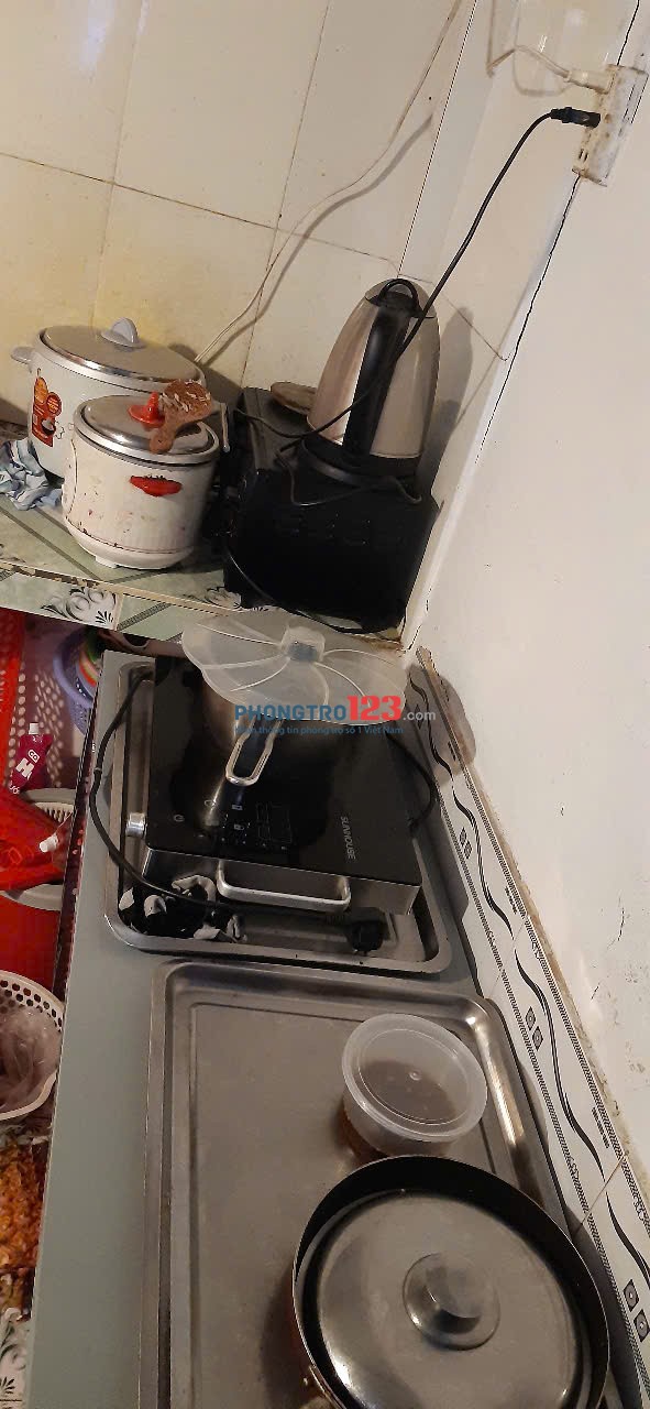 cần 1 nữ ở ghép ,phòng riêng có gát lửng ,có nội thất,giá 1200k