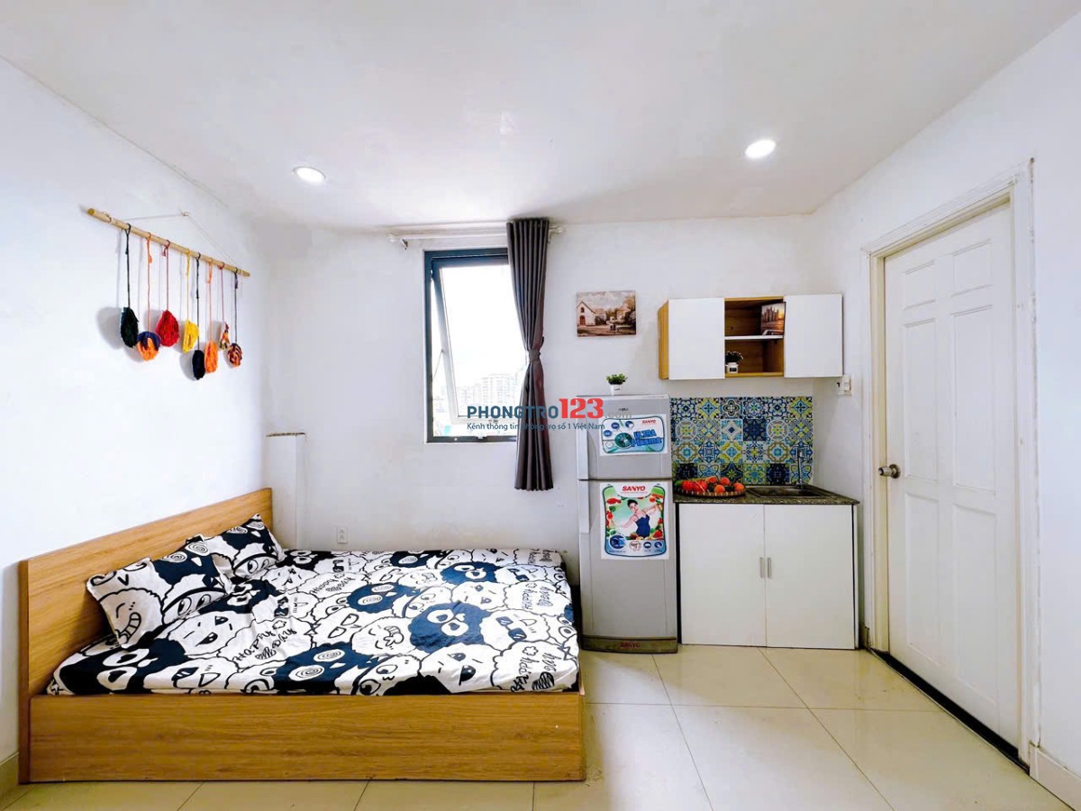 CHO THUÊ PHÒNG FULL NỘI THẤT 30m2 CỬA SỔ ĐÓN NẮNG Ở BÌNH THẠNH GIÁP Q3,Q1 - LH: 0334998413