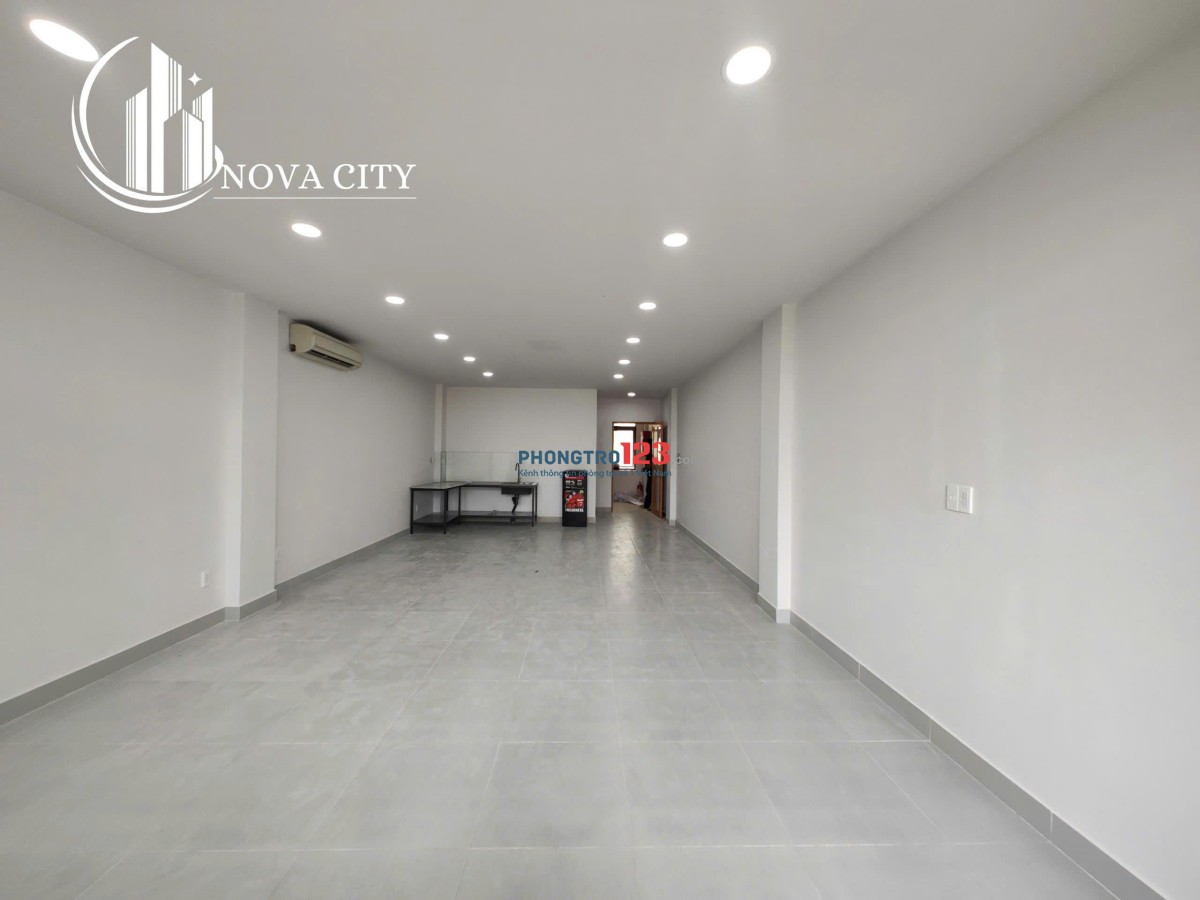 Siêu rộng 60m2 Đúng hình đúng giá ngay mặt tiền đường Phạm Hùng