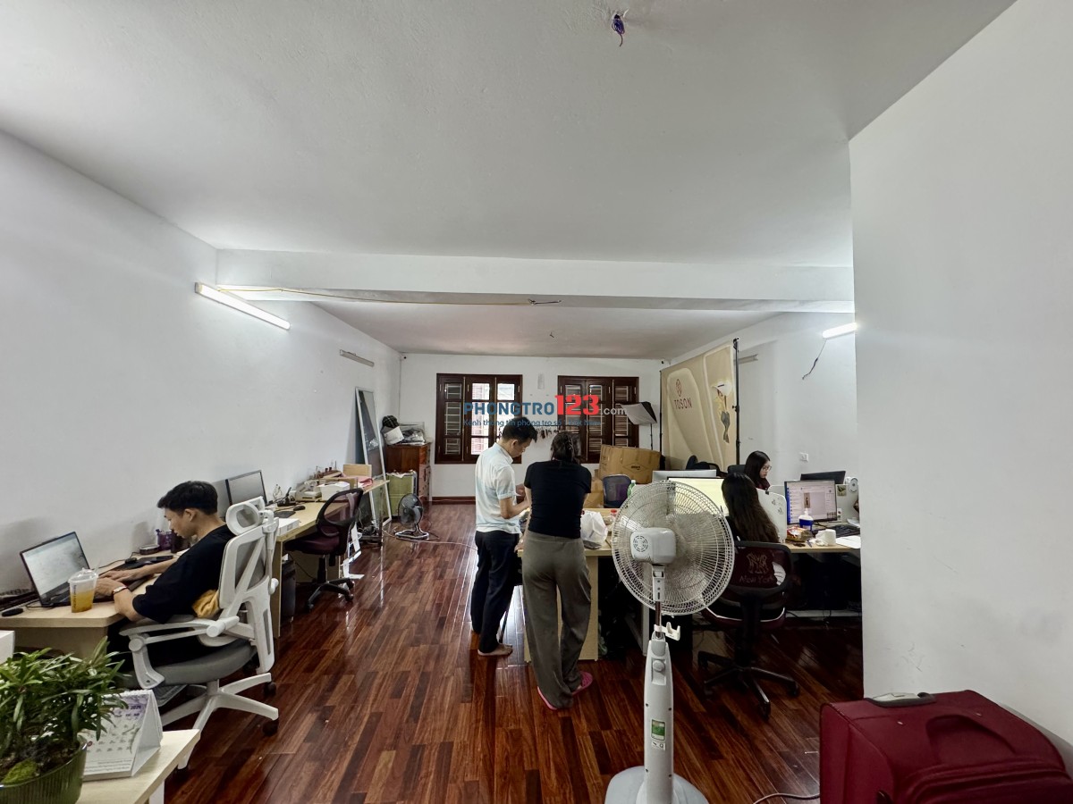 Cho thuê văn phòng 550m2 số 2F ngõ 264 Hoàng Văn Thái, Khương Đình, Hà Nội
