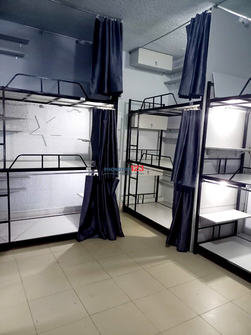Ký túc xá giá rẻ 300 Nguyễn Văn Linh