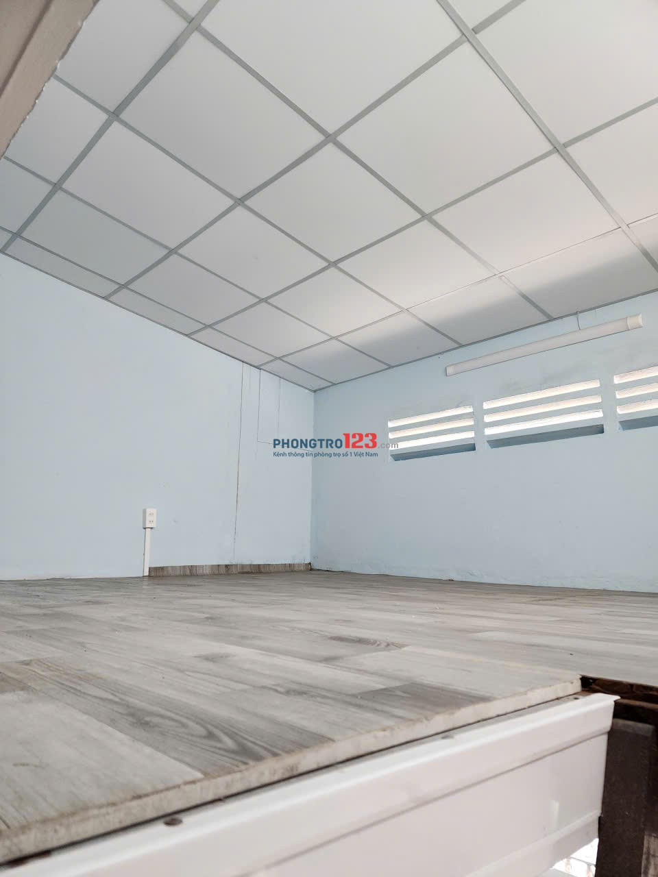 CHO THUÊ CĂN HỘ TRUNG TÂM Q5 – 80M2 – 2 MẶT THOÁNG – GIÁ CHỈ 8TR/THÁNG