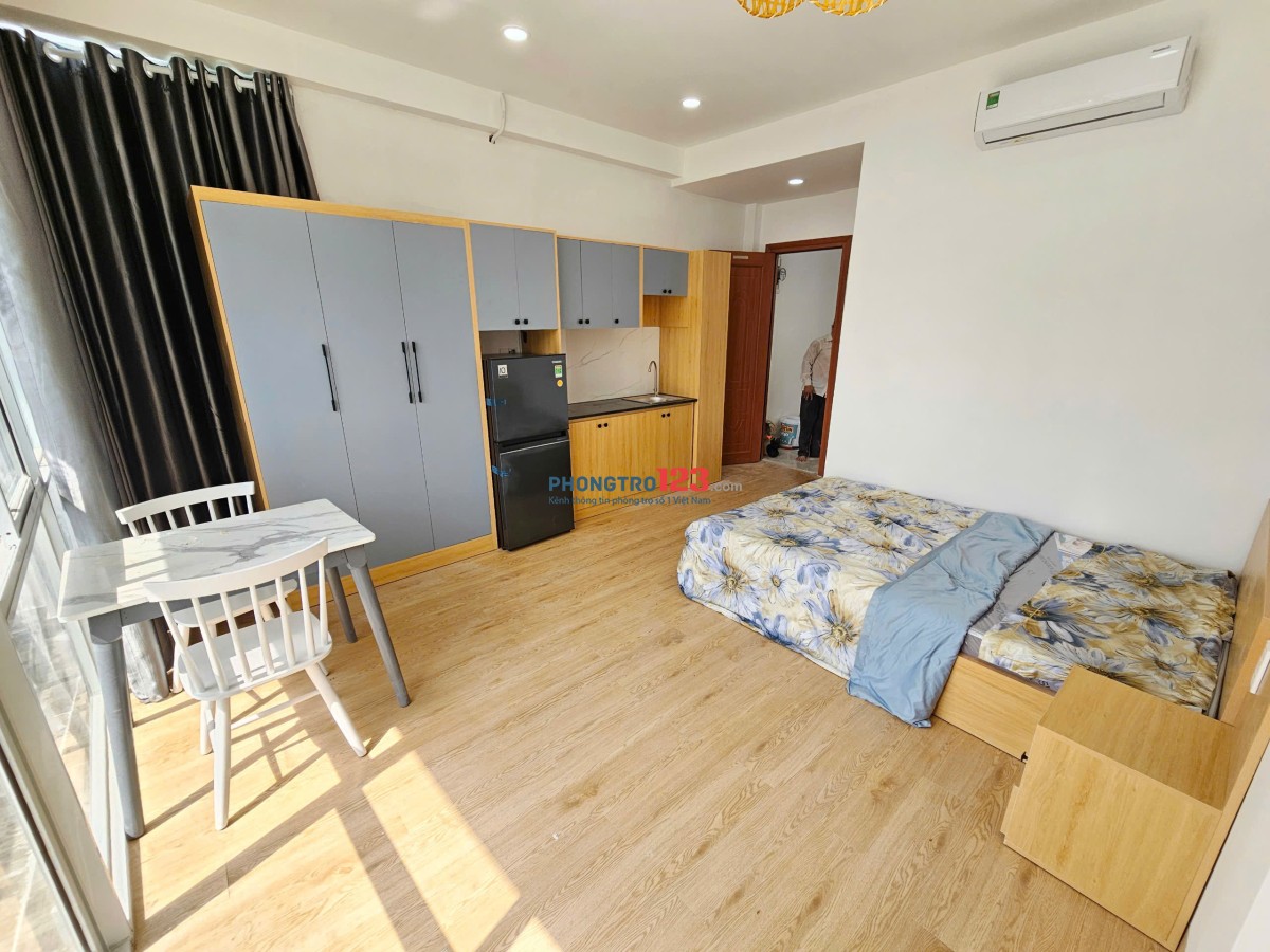 PHÒNG ĐẸP FULL NỘI THẤT – CỬA SỔ LỚN THOÁNG SÁNG – NGAY CHỢ BÀ CHIỂU, BÌNH THẠNH