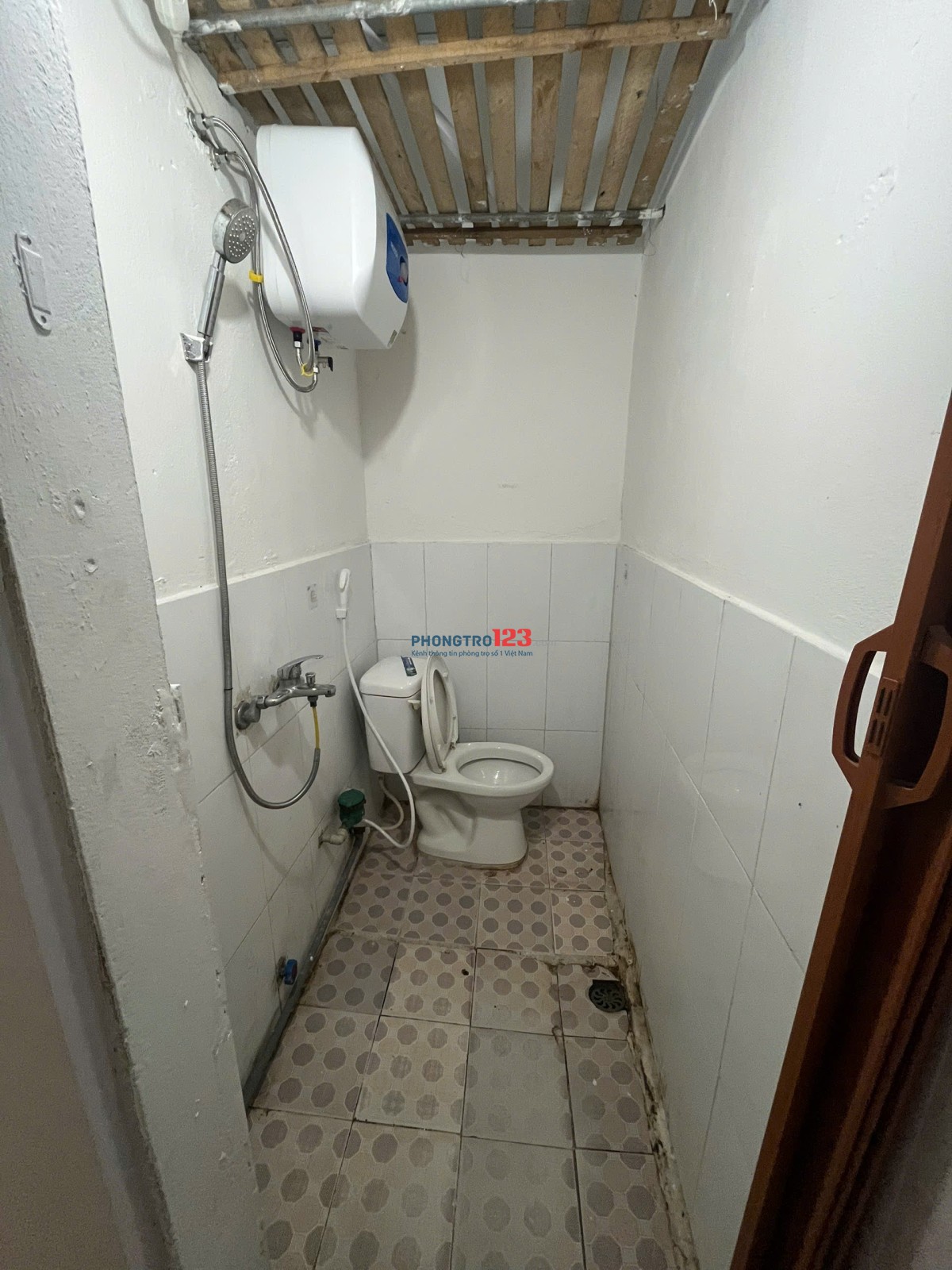 Cho thuê phòng trọ giá rẻ 15m2 đường Trần Khát Chân, phường Bạch Mai