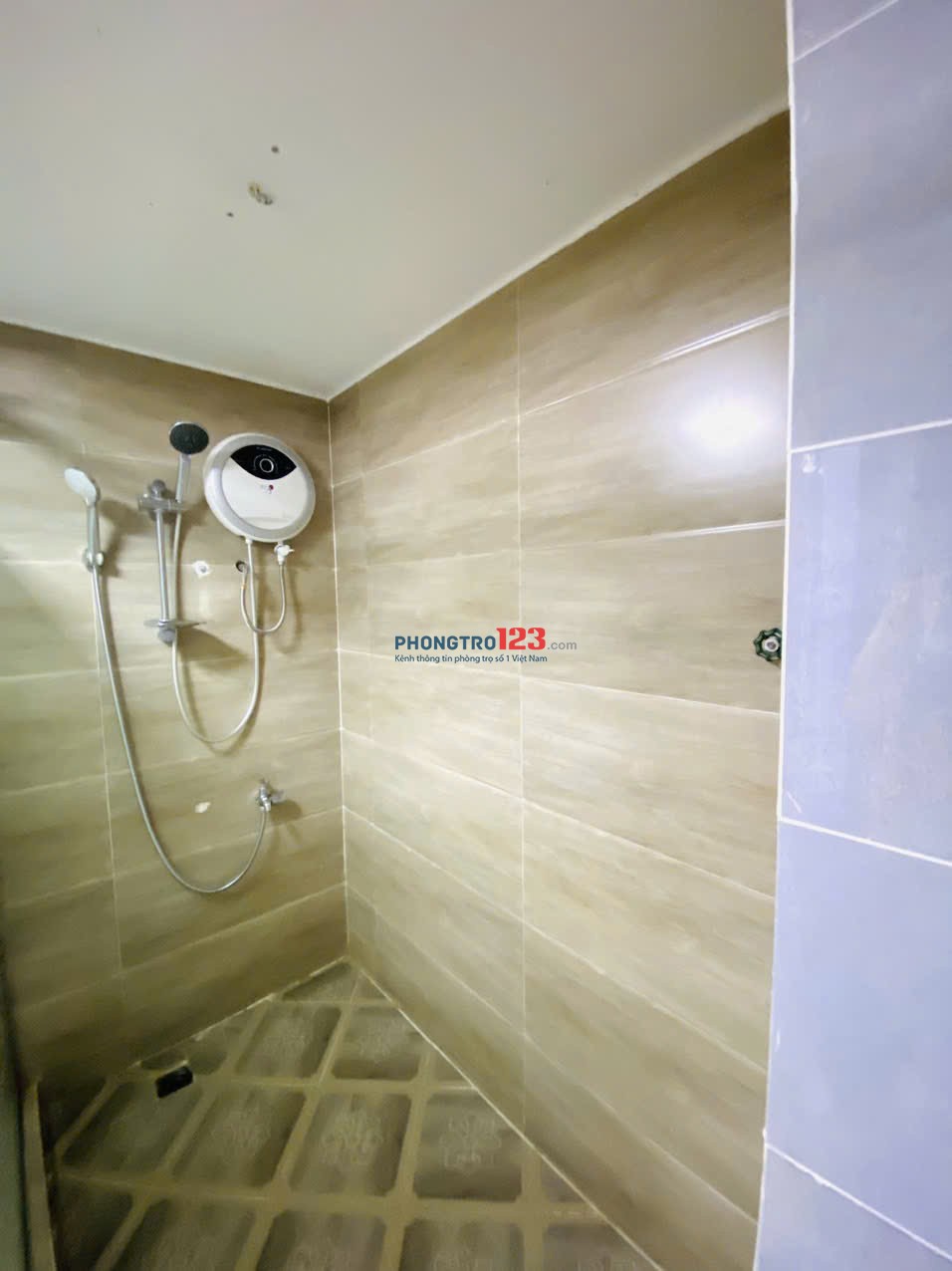 Cho thuê CĂN HỘ 1PN TÁCH BẾP - Có Ban Công Rộng Thoáng, Máy giặt riêng - Q. Bình Thạnh