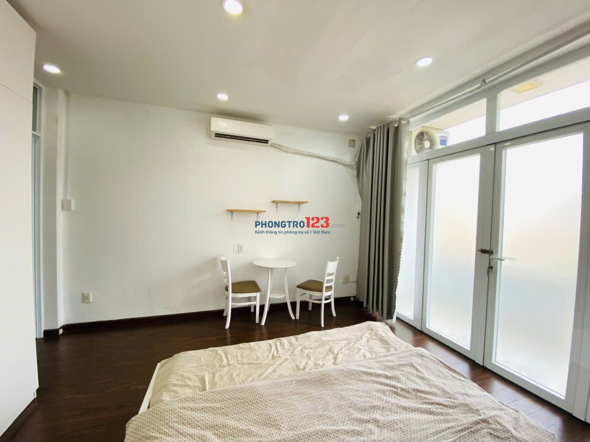 Cho thuê CĂN HỘ 1PN TÁCH BẾP - Có Ban Công Rộng Thoáng, Máy giặt riêng - Q. Bình Thạnh
