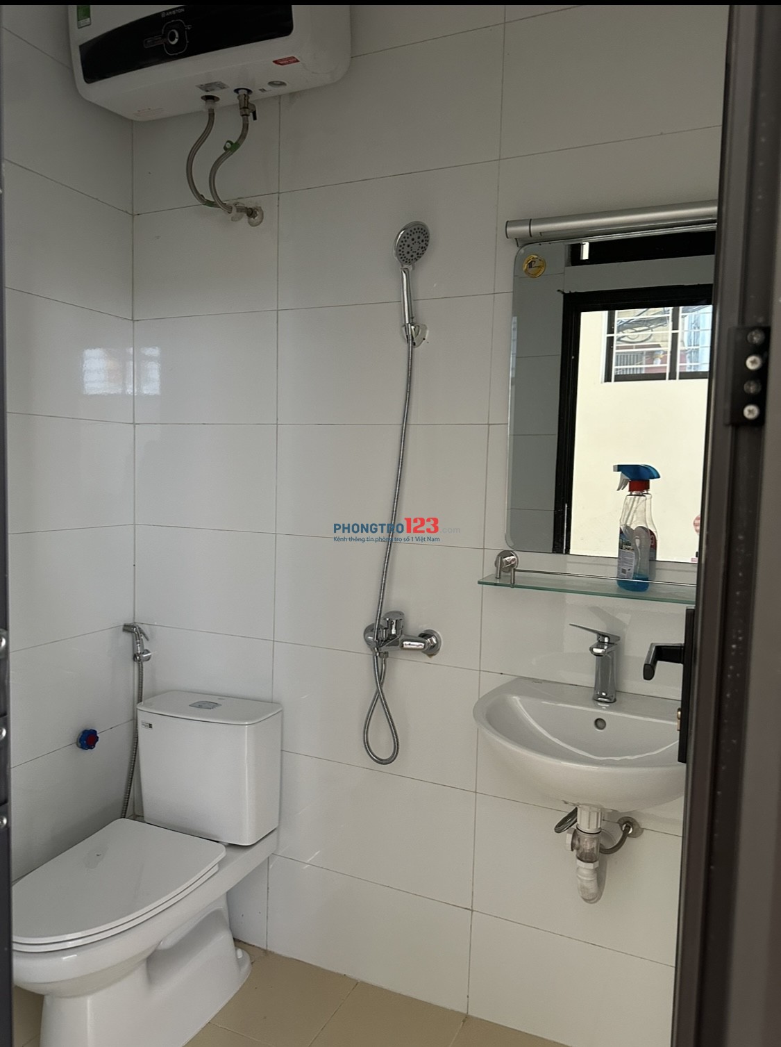Chính chủ cho thuê mặt bằng gần trường, gần chợ 7 triệu/ tháng