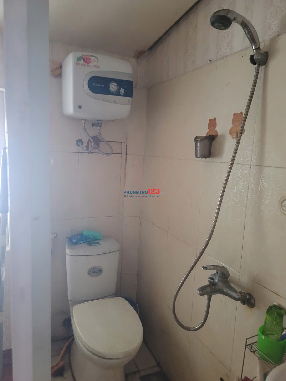 Cho thuê căn hộ tập thể Văn Chương