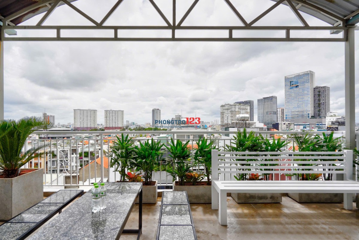 CHO THUÊ PHÒNG FULL NỘI THẤT BAN CÔNG VIEW LANDMARK ở bình thạnh giáp q3,q1 - lh: 0334998413