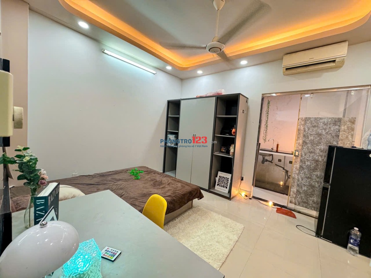 Phòng Studio Nguyễn Đình Khơi – Full Nội Thất, Giếng Trời Thoáng Mát , Có Máy Nước Nóng