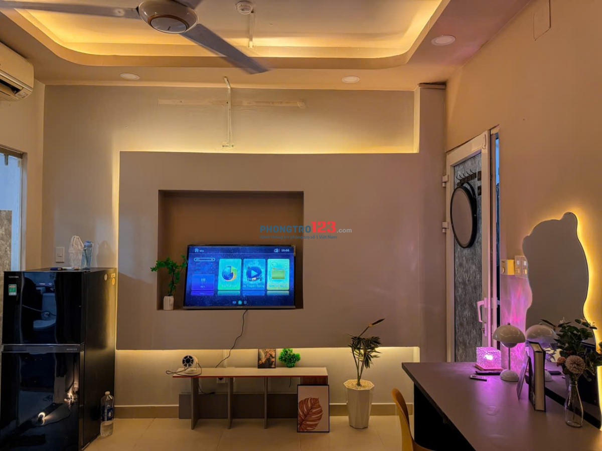 Phòng Studio Nguyễn Đình Khơi – Full Nội Thất, Giếng Trời Thoáng Mát , Có Máy Nước Nóng