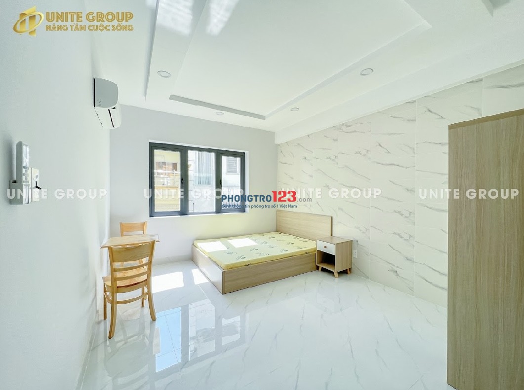 Cho Thuê Phòng Rộng 35m2, Cửa Sổ Lớn, Bình Thạnh gần Ngã Tư Hàng Xanh, UTH, Hutech, giá chỉ 5Xxx