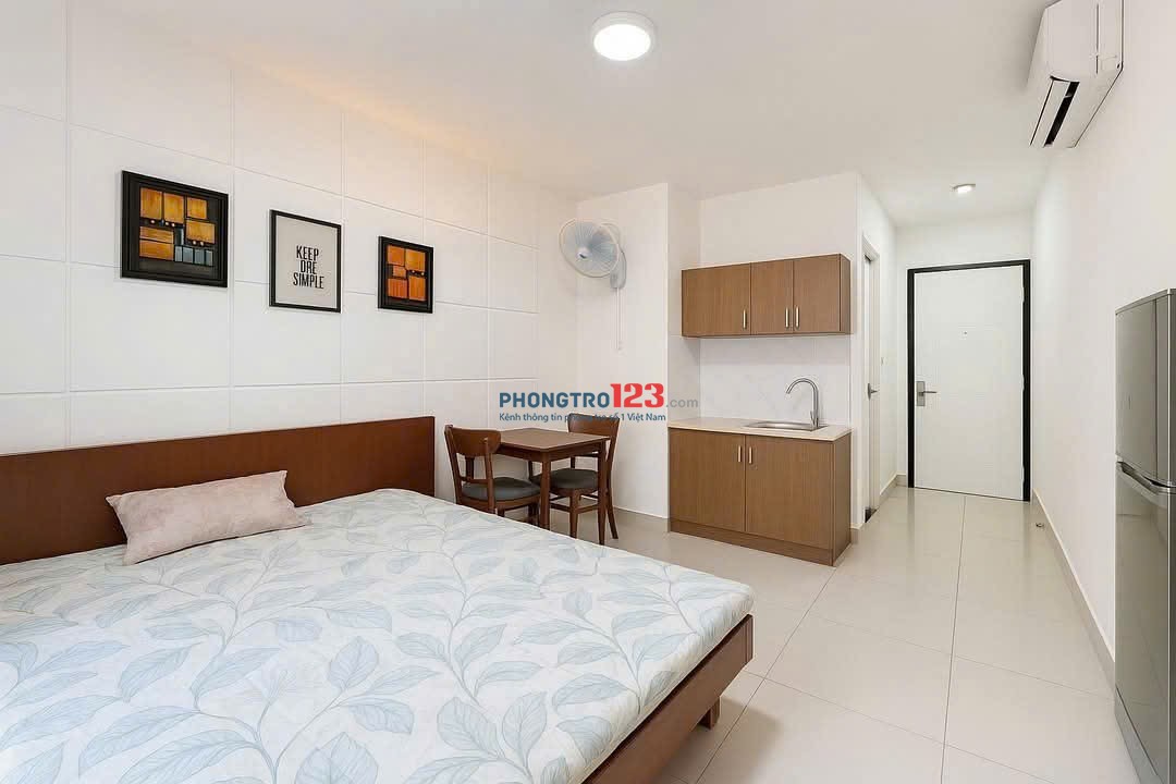 PHÒNG STUDIO CỬA SỔ TRỜI FULL NỘI THẤT GẦN ĐẠI HỌC RMIT, TDTU