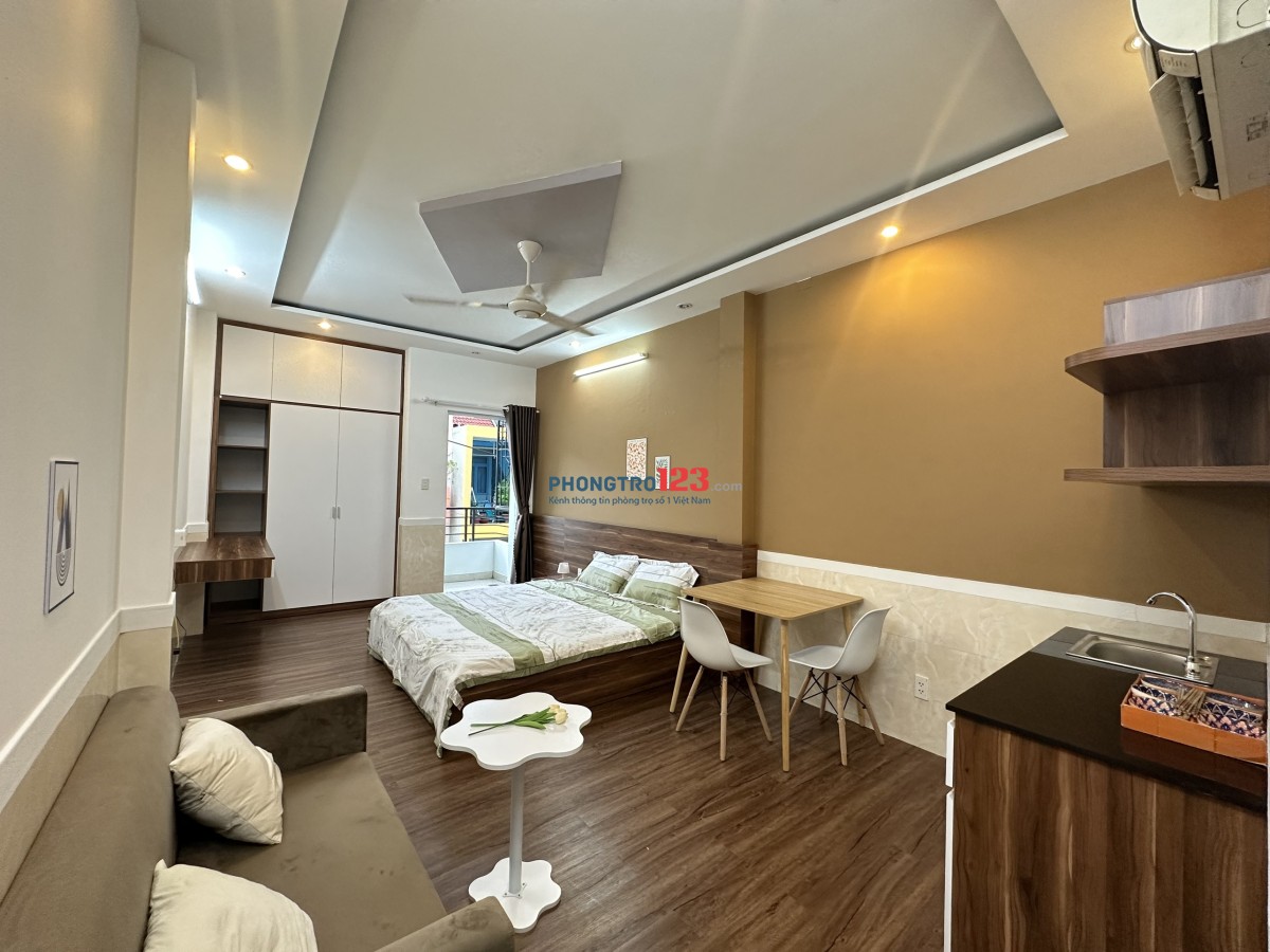 PHÒNG FULL NỘI THẤT CỬA SỔ BAN CÔNG THOÁNG MÁT Ở BÌNH THẠNH GIÁP PHAN ĐĂNG LƯ PHÚ NHUẬN - 0334998413