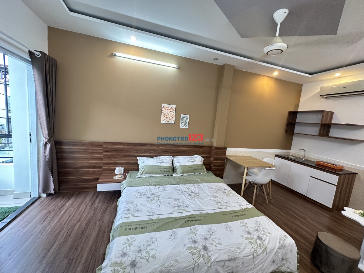 PHÒNG FULL NỘI THẤT CỬA SỔ BAN CÔNG THOÁNG MÁT Ở BÌNH THẠNH GIÁP PHAN ĐĂNG LƯ PHÚ NHUẬN - 0334998413