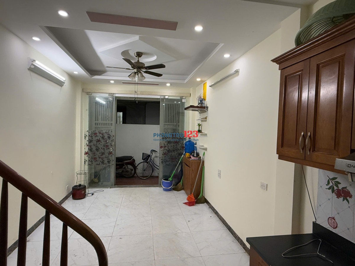 Chính chủ cho thuê nhà nguyên căn, hộ gia đình, ở lâu dài