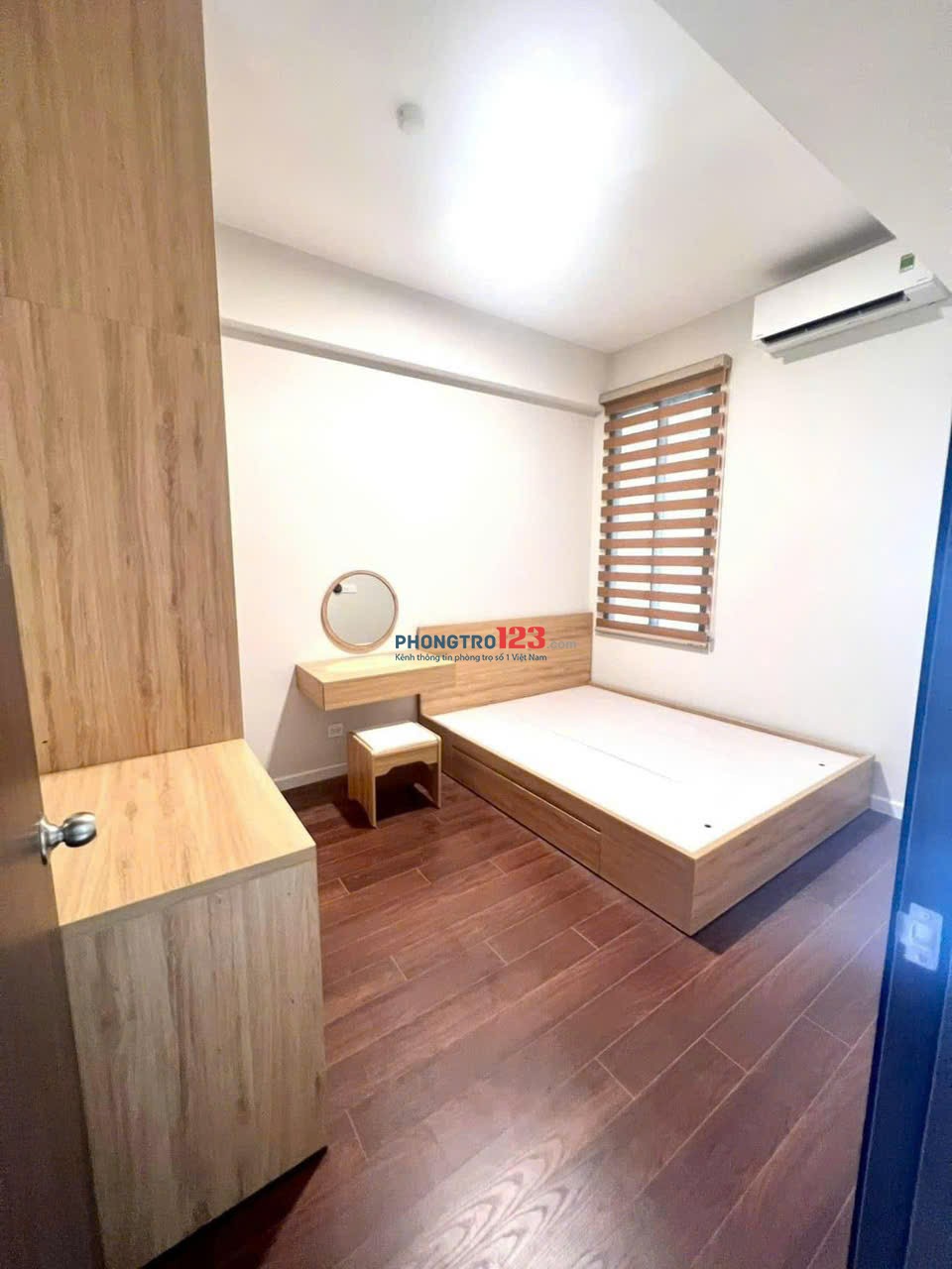 Chung cư Tân Phước, Lý Thường Kiệt, Q11: 85m2, 2p ngủ, full nt, 12tr/tháng