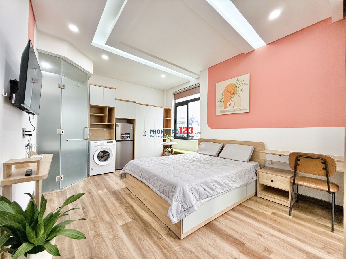 CHO THUÊ STUDIO FULL NỘI THẤT MÁY GIẶT, BAN CÔNG RIÊNG GẦN HOÀNG SA, TRƯỜNG SA