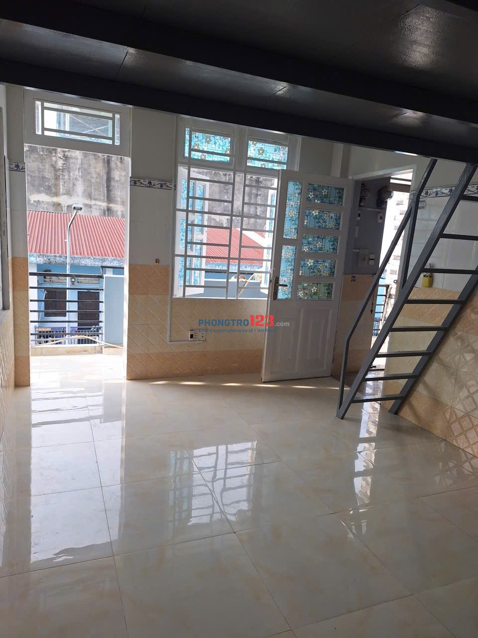 Cho nữ thuê phòng trọ Gần Đại Học Văn Lang, HUB, IUH. Đầy Đủ Tiện Nghi, Sạch Sẽ, An Toàn, Tiện Lợi.