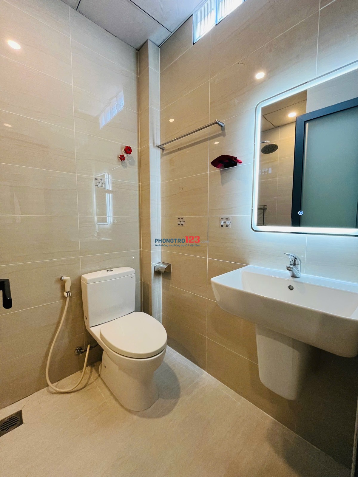 Cho Thuê Phòng có Nội Thất Xô Viết Nghệ Tĩnh Quận Bình Thạnh Ngã 4 Hàng Xanh