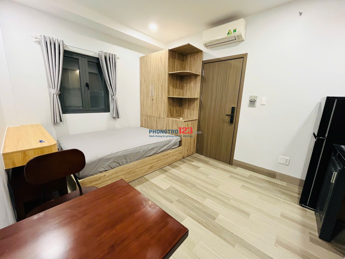 Cho Thuê Phòng có Nội Thất Xô Viết Nghệ Tĩnh Quận Bình Thạnh Ngã 4 Hàng Xanh