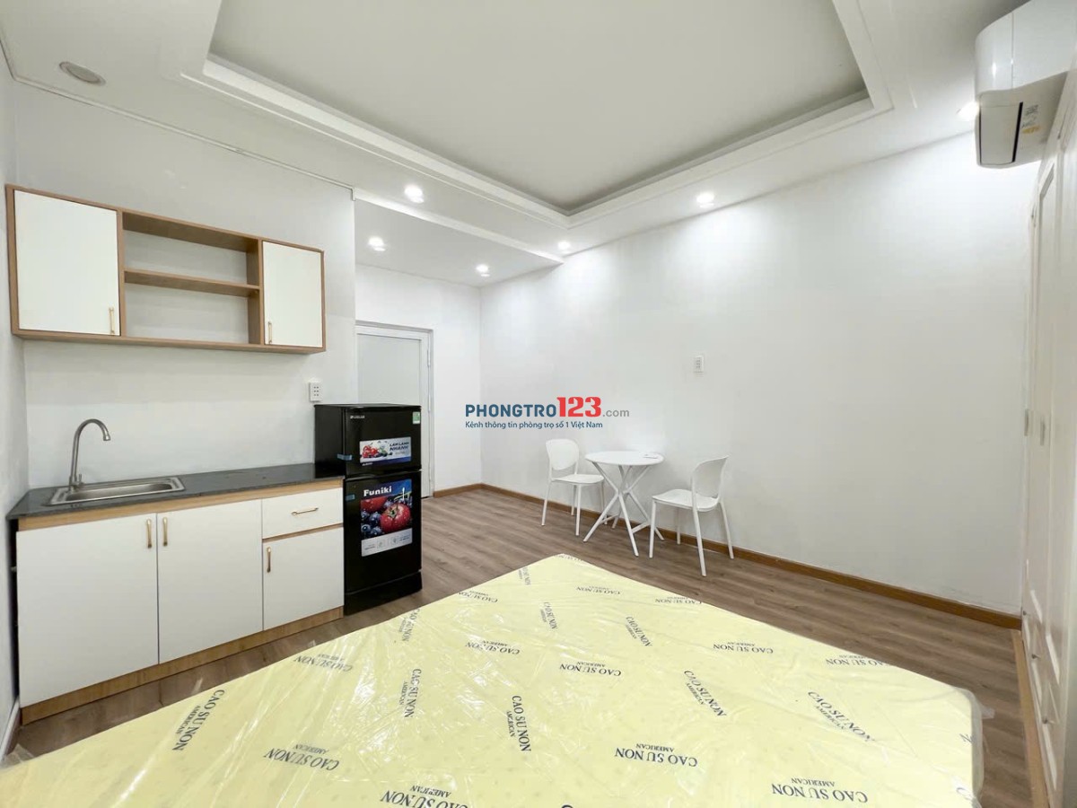 PHÒNG STUDIO CỬA SỔ TRỜI LỚN FULL NỘI THẤT GẦN RMIT, TDTU