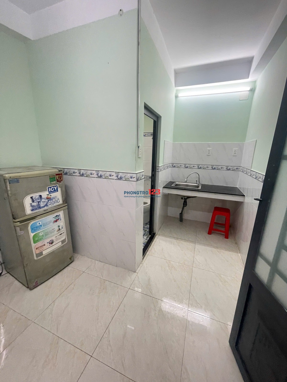 Kiếm 1 bạn ở ghép để ở và sinh hoạt