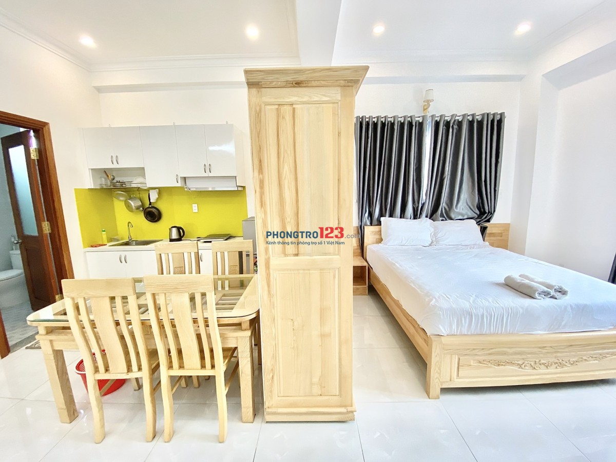 Phòng trọ full nội thất, thang máy, an ninh, ngay Đào Duy Anh Phú Nhuận tiện di chuyển Q1 Q3 sân bay