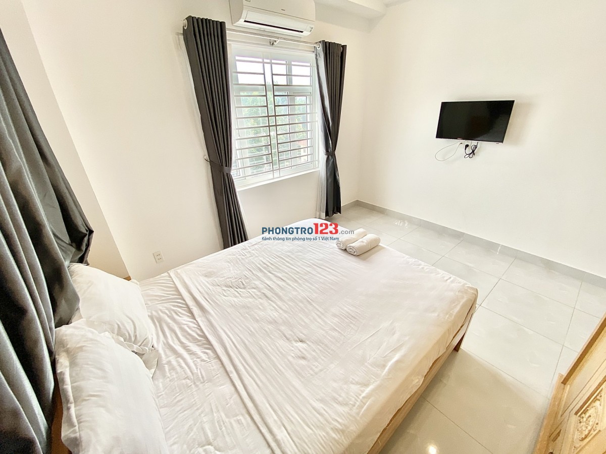Phòng trọ full nội thất, thang máy, an ninh, ngay Đào Duy Anh Phú Nhuận tiện di chuyển Q1 Q3 sân bay