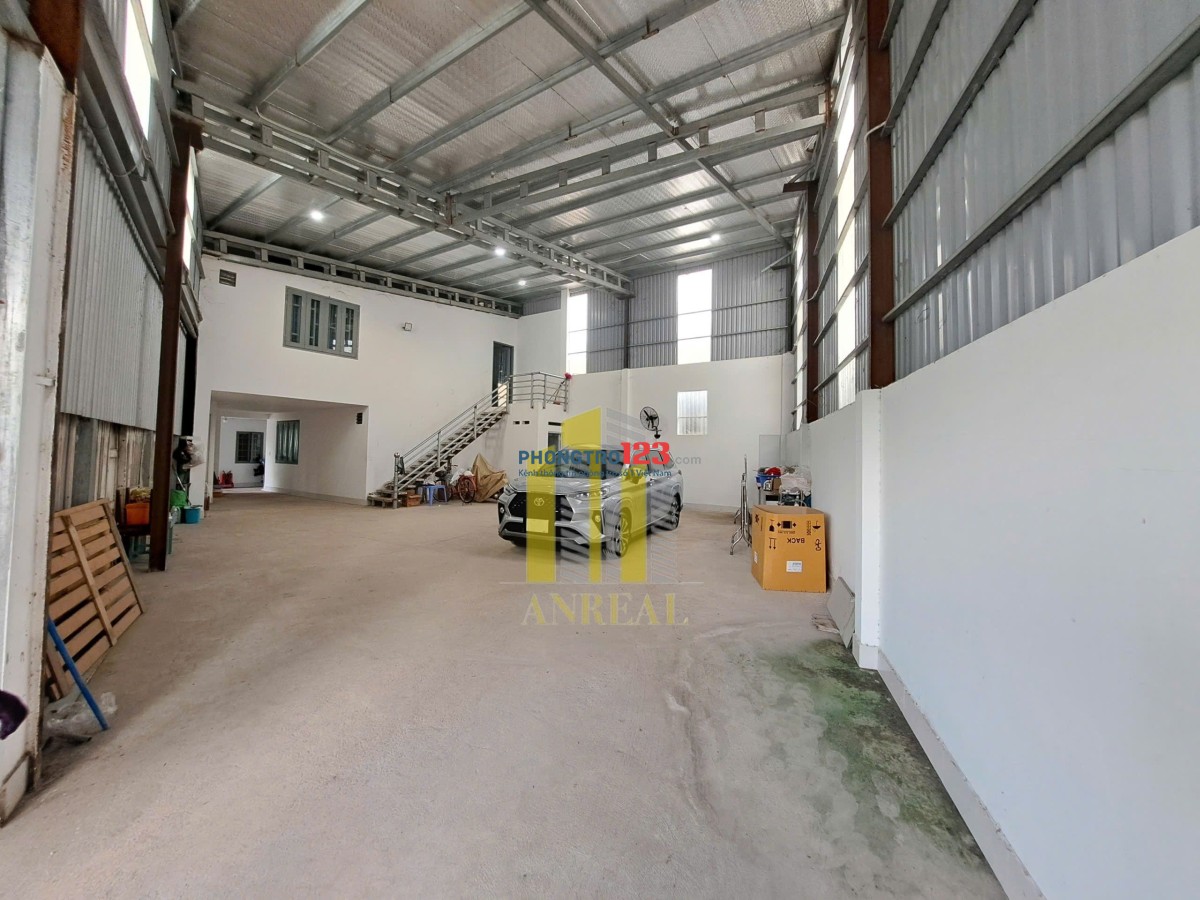 CHO THUÊ NHÀ 120M2 NGAY LƯƠNG ĐỊNH CỦA GIÁ 25 TRIỆU - ĐƯỜNG XE TẢI