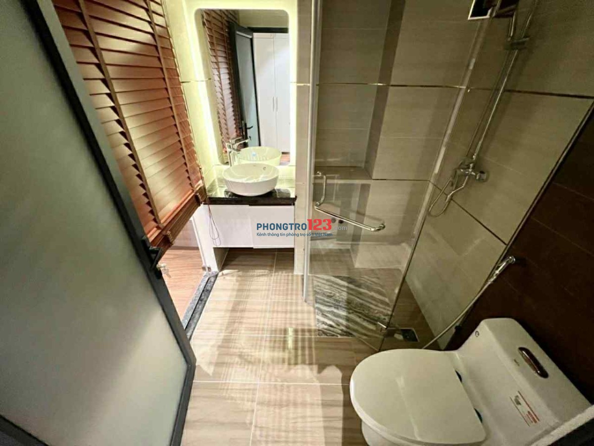 Phòng trọ cho thuê tại Bình Thạnh – có máy lạnh, WC riêng, giờ giấc tự do