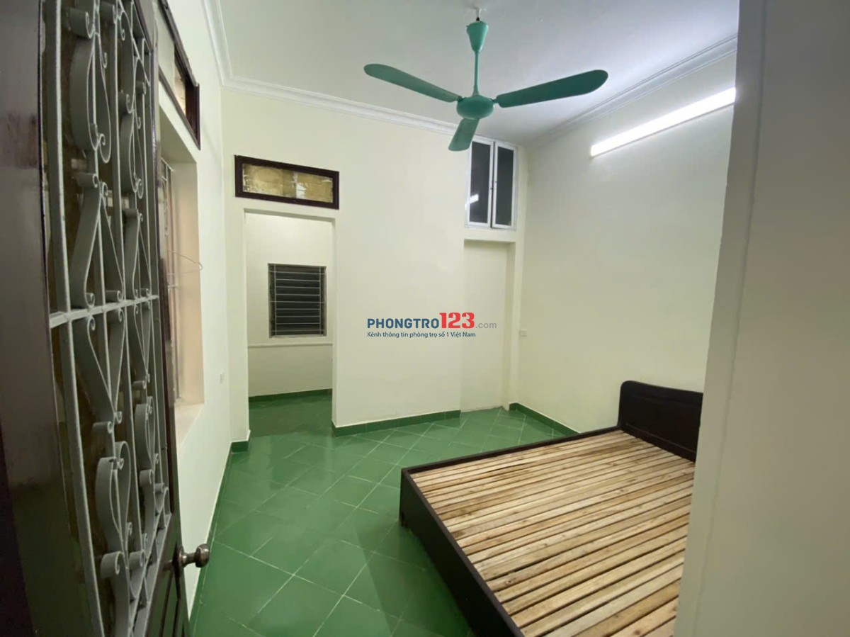 Cho thuê nhà riêng 40 m2 x 2 tầng, chính chủ tại Trần Đại Nghĩa, Bách Khoa, Hà Nội
