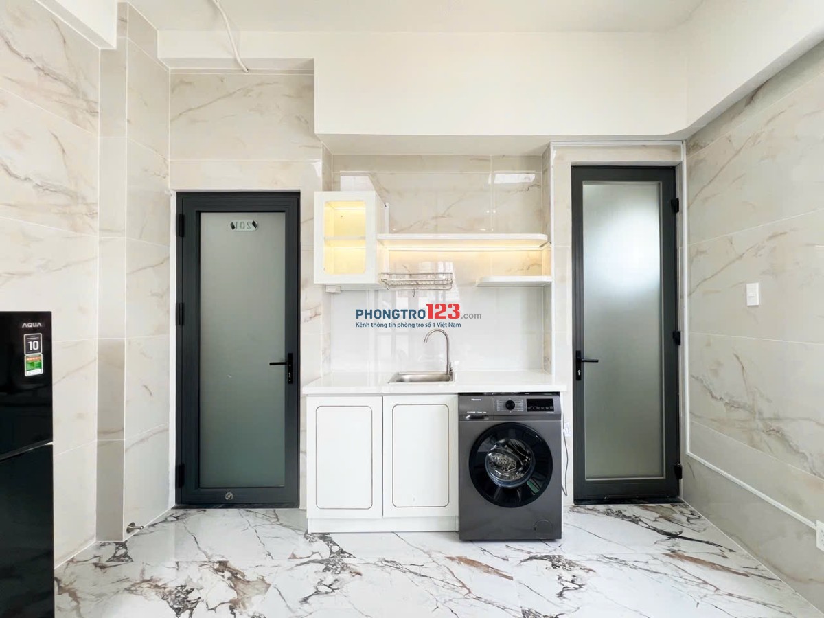 CHO THUÊ CHDV 1PN FNT CAO CẤP BANCON TO MG RIÊNG GẦN ĐH TDT, RMIT, NTT SÁT LOTTE DỄ ĐI Q4, Q1, Q8