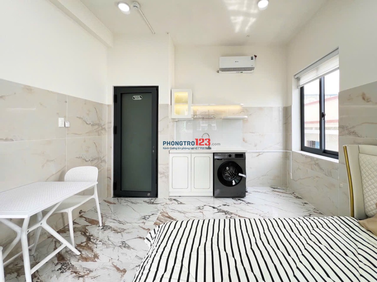 CHO THUÊ CHDV 1PN FNT CAO CẤP BANCON TO MG RIÊNG GẦN ĐH TDT, RMIT, NTT SÁT LOTTE DỄ ĐI Q4, Q1, Q8