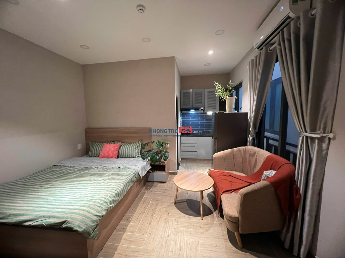 CĂN HỘ FULL NỘI THẤT TẠI BÌNH THẠNH BẾP RIÊNG CỬA SỔ TRỜI GẦN CHỢ BÀ CHIỂU, Q1, PHÚ NHUẬN, GÒ VẤP