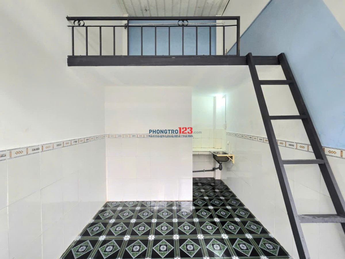 trọ mới xây, phòng rộng sạch, có cửa sổ thoáng mát, có nhiều tiện ích