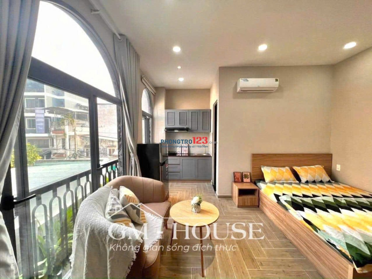 CHO THUÊ CĂN HỘ BÌNH THẠNH, GẦN CHỢ BÀ CHIỄU, GIÁP Q1, BAN CÔNG, THANG MÁY.