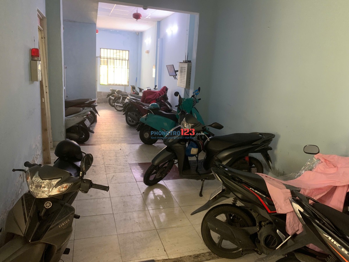 Nhượng phòng Bình Thạnh vào cuối tháng 9