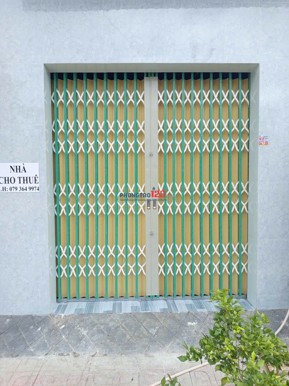 Nhà trọ mặt tiền cách SPKT 300m
