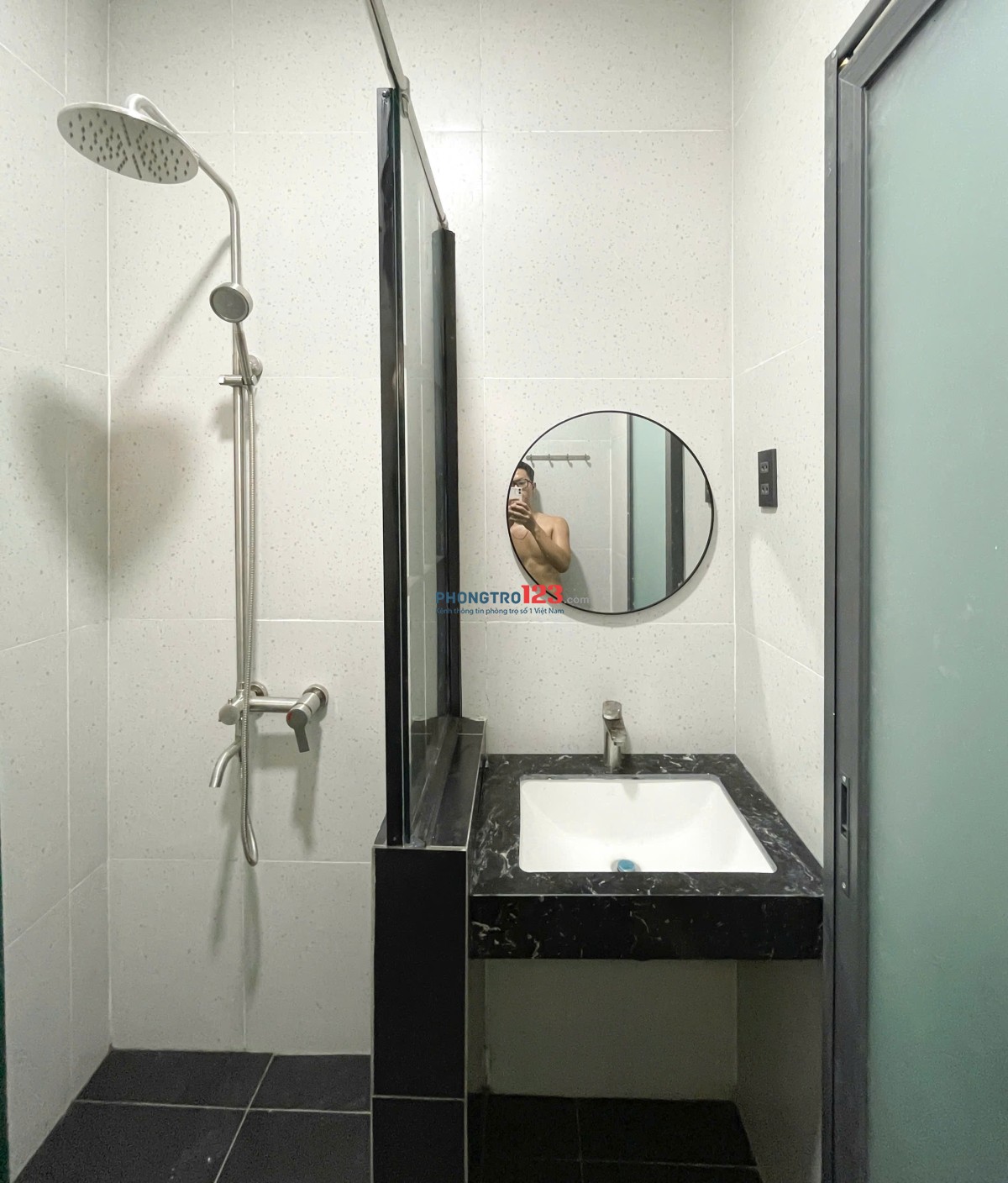 Cho thuê phòng trọ quận 3, Cửa Sổ Trời, Máy Giặt Riêng, Studio 35m2, Gần Co.opmart Nhiêu Lộc