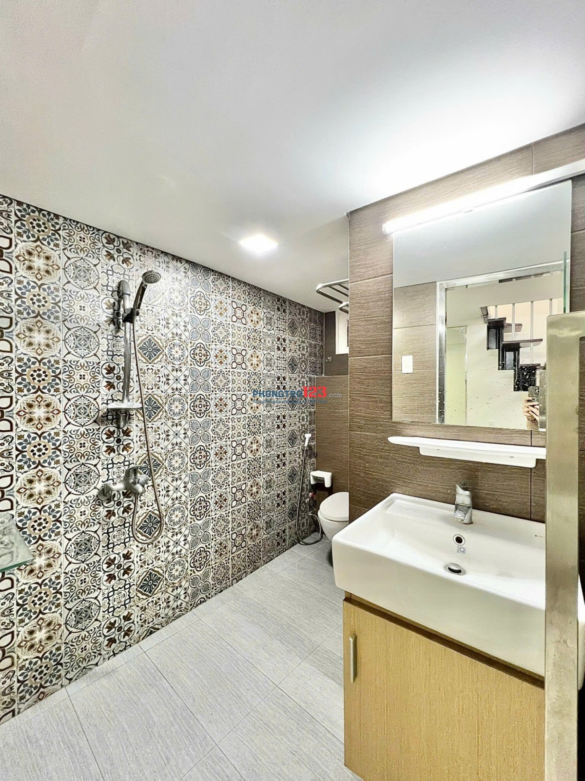 Phòng trọ quận 3, Duplex Thang Máy Máy Giặt Riêng, Nhà xe rộng, Gần Cầu Công Lý