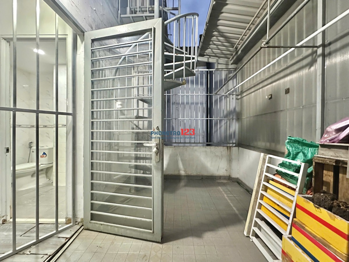 Cho thuê căn hộ quận 1, 1 tầng riêng biệt 70m2. Full Nội Thất, Máy Giặt Riêng, Gần Bùi Viện