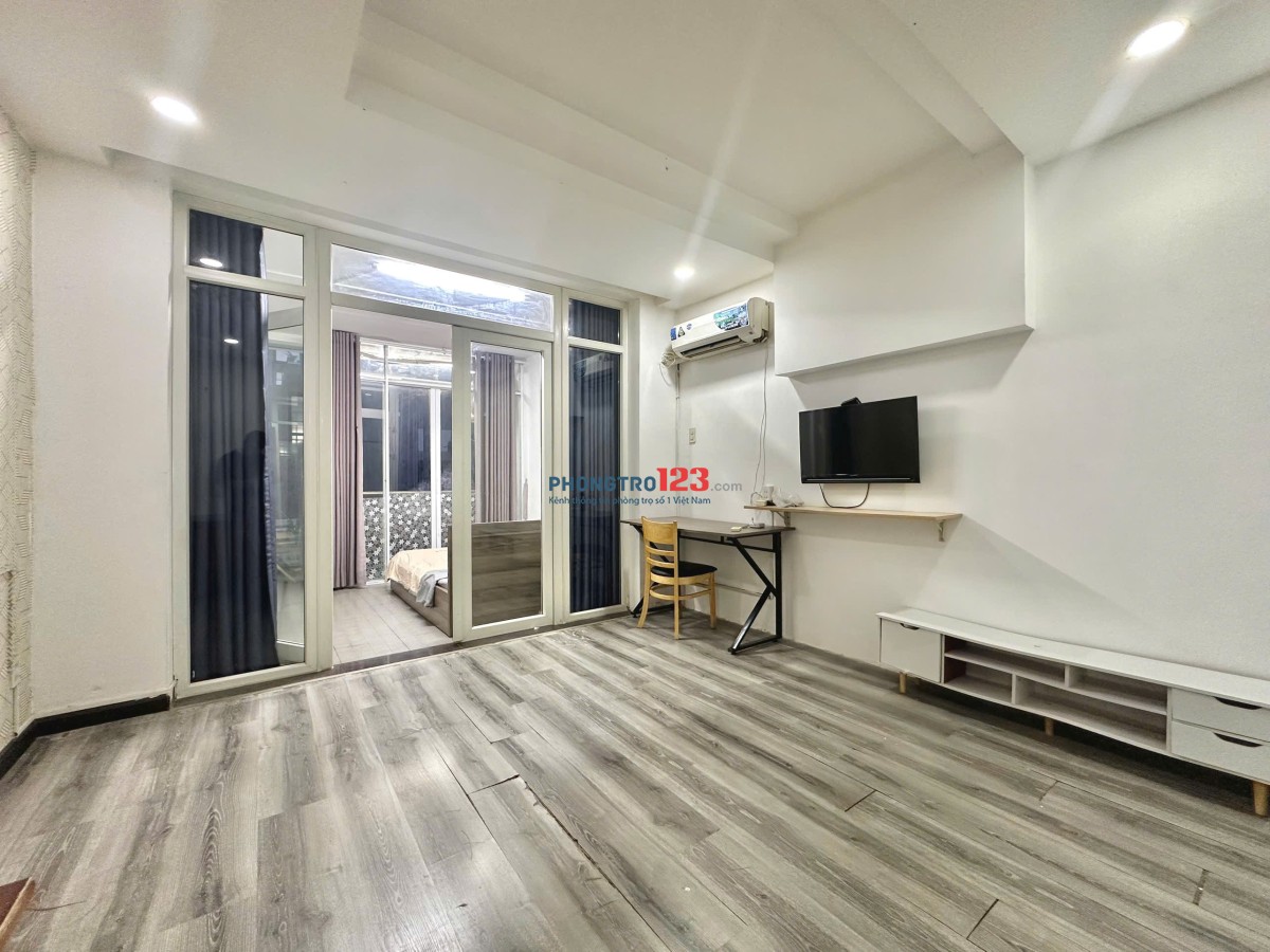 Cho thuê căn hộ quận 1, 1 tầng riêng biệt 70m2. Full Nội Thất, Máy Giặt Riêng, Gần Bùi Viện