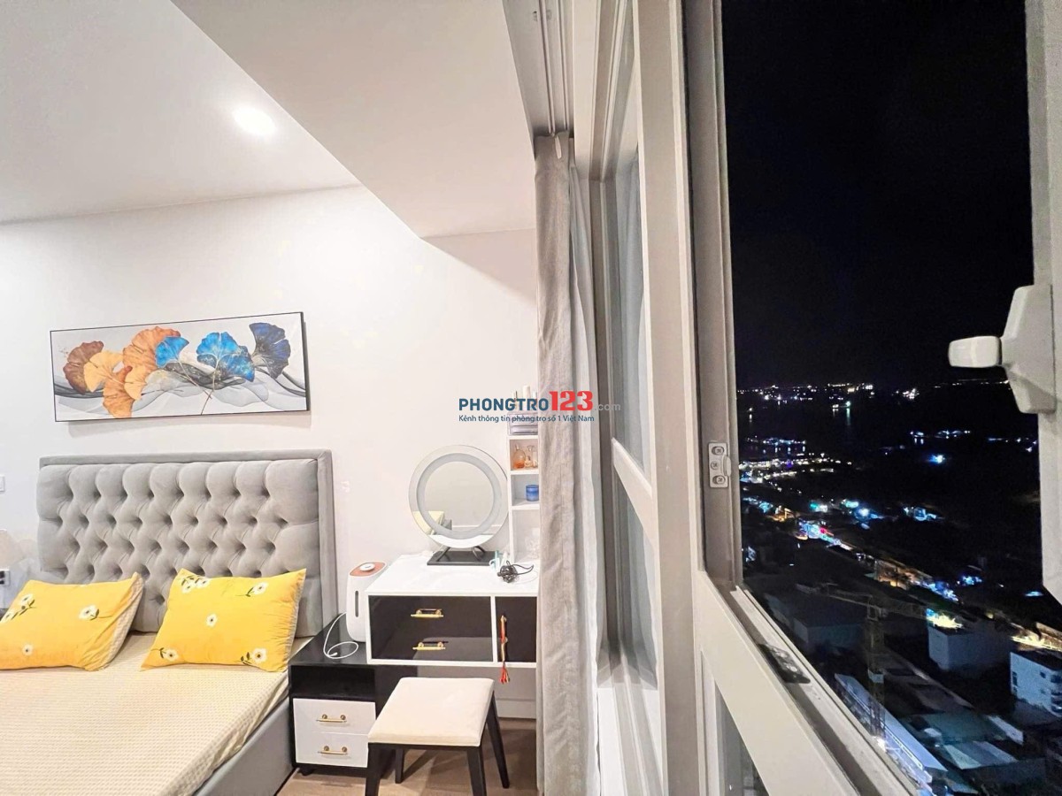 Chung cư Satra, Phan Đăng Lưu, P7, PN: 145m2, 3PN, 2WC, Nội thất, 22tr/th