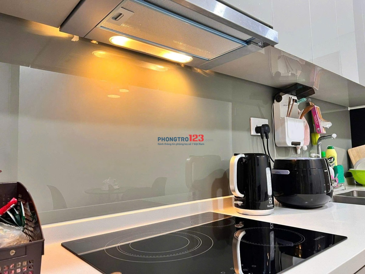 Chung cư Satra, Phan Đăng Lưu, P7, PN: 145m2, 3PN, 2WC, Nội thất, 22tr/th