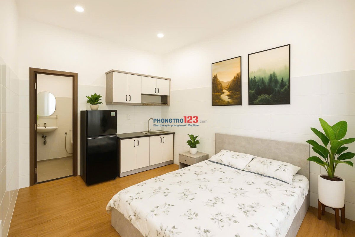 CHO THUÊ CĂN HỘ CỬA SỔ BÌNH THẠNH gần cầu Thủ Thiêm cách Công Trường Mê Linh chưa tới 3km