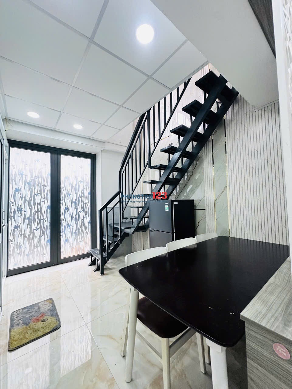 CHO THUÊ DUPLEX – HOÀNG BẬT ĐẠT, TÂN BÌNH – CÓ CỬA SỔ, BẾP RIÊNG, FULL NỘI THẤT