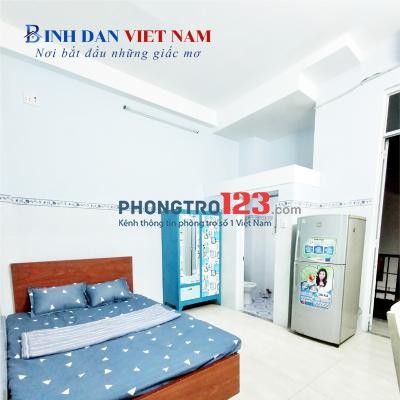 Cho thuê phòng trọ có ban công full nội thất giá 4tr cách ĐH Tài chính - Marketing 900m